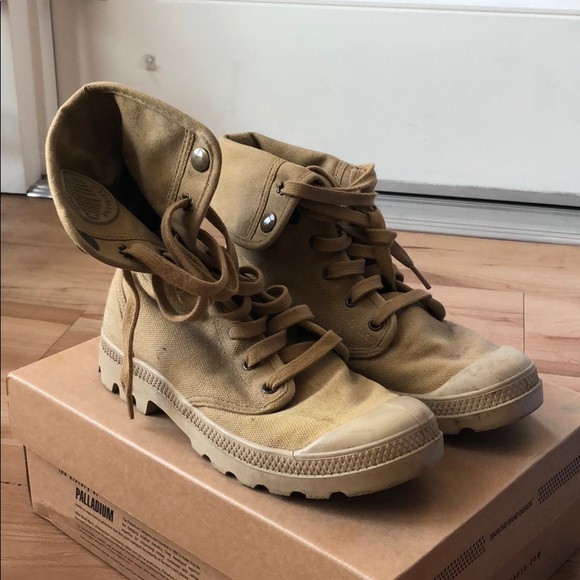 palladium style boots